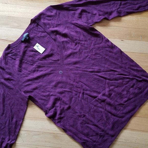 NWT The Limited Maroon V-neck Sweater- Large - Picture 2 of 8